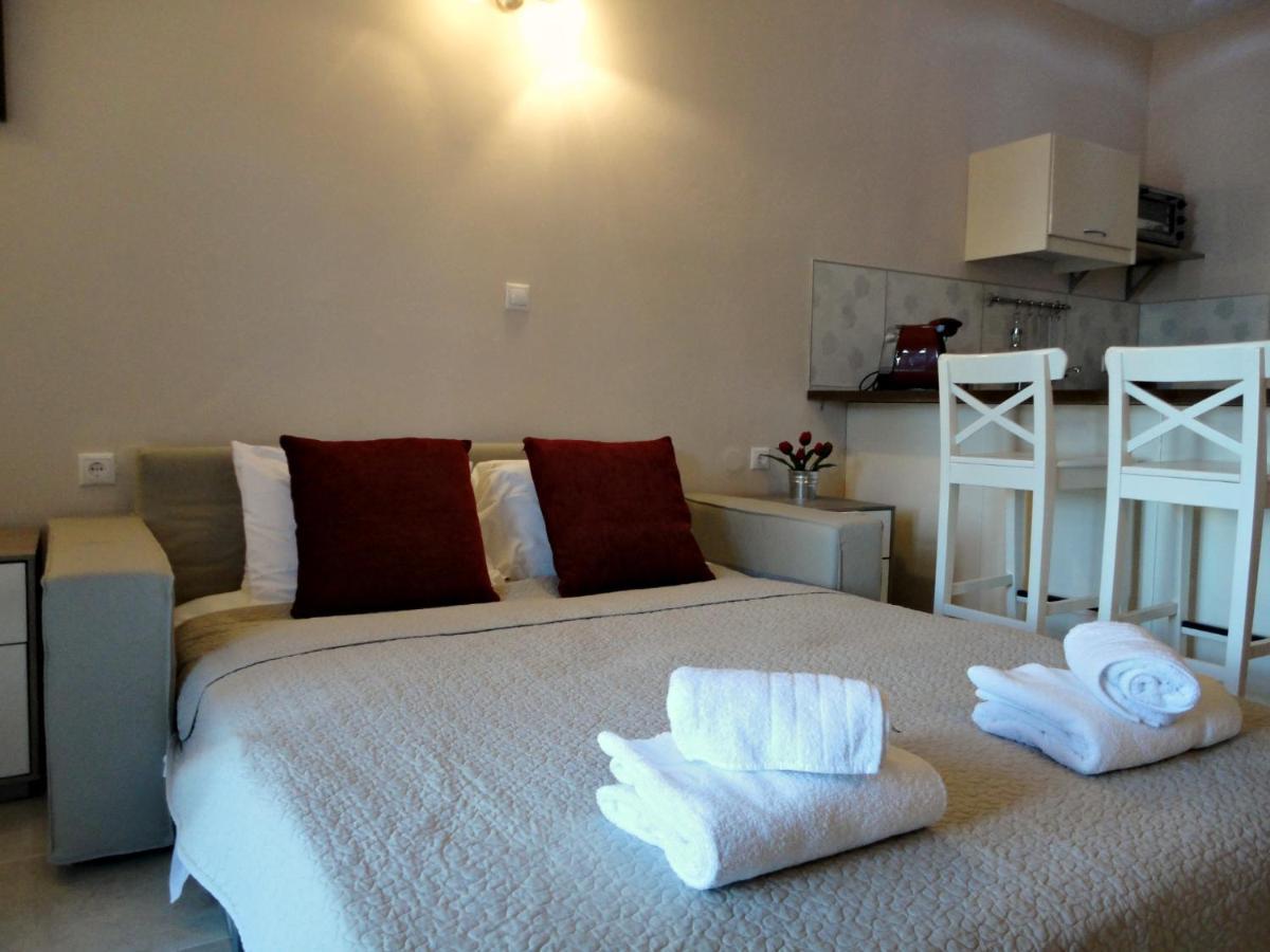 Galini Beach Studios And Penthouse Meszongí Kültér fotó