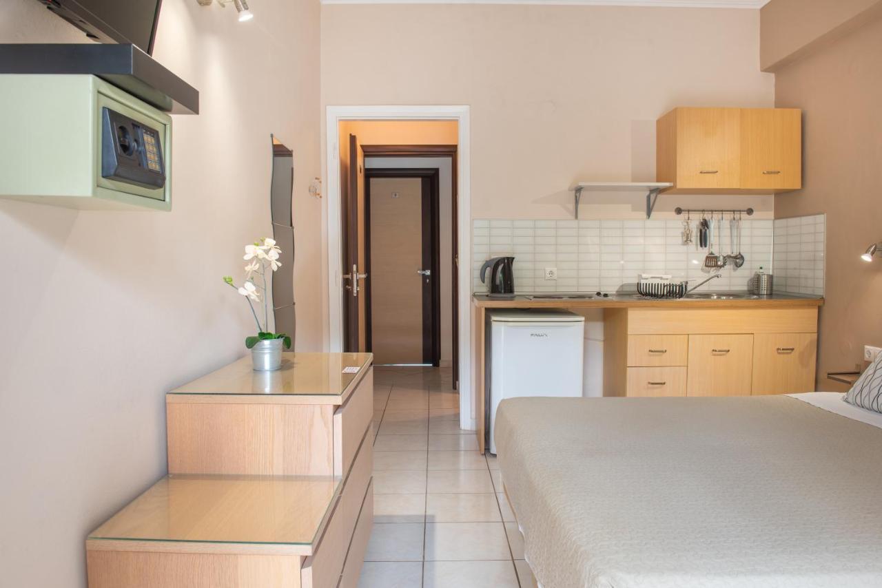 Galini Beach Studios And Penthouse Meszongí Kültér fotó