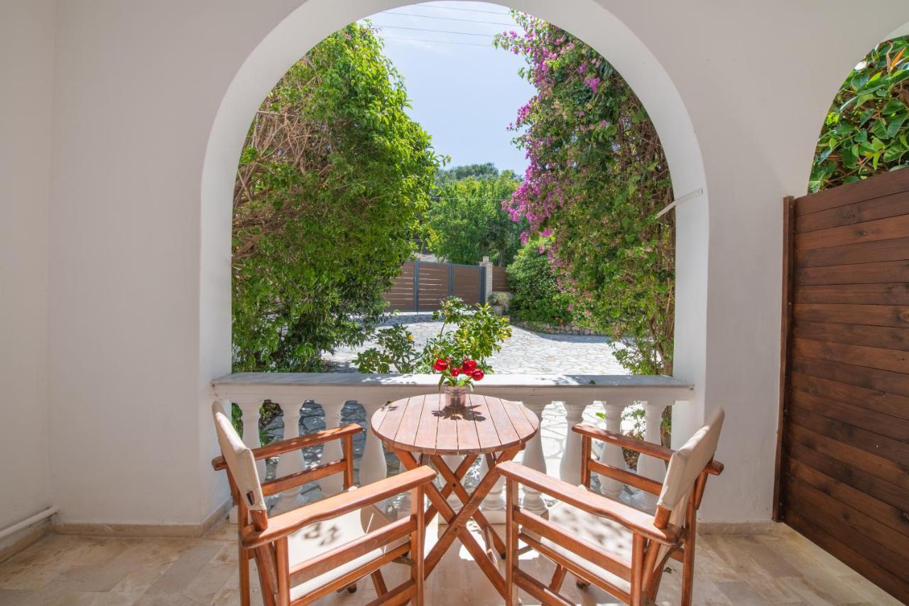 Galini Beach Studios And Penthouse Meszongí Kültér fotó